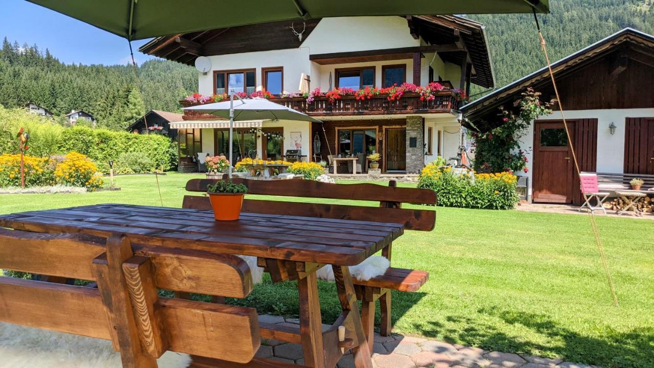 Berghaus Weissbriach Apartamento Exterior foto